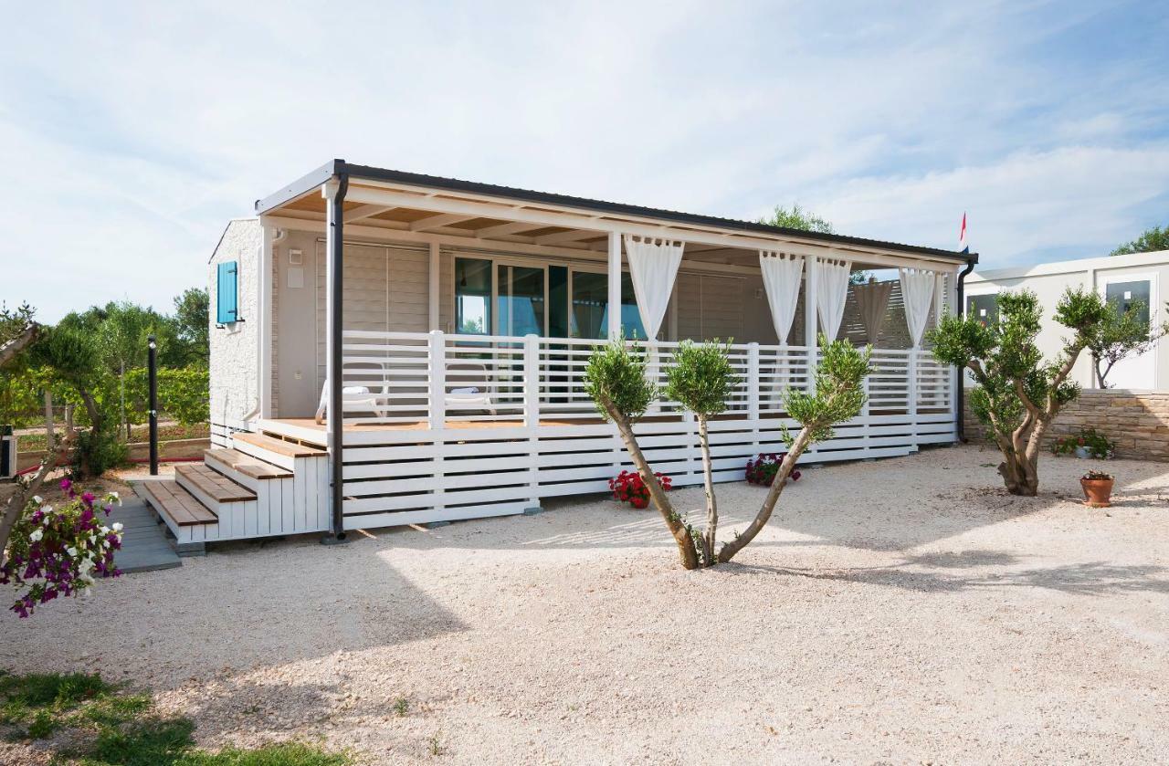 Camp San Antonio Hotel Biograd Na Moru Exterior photo
